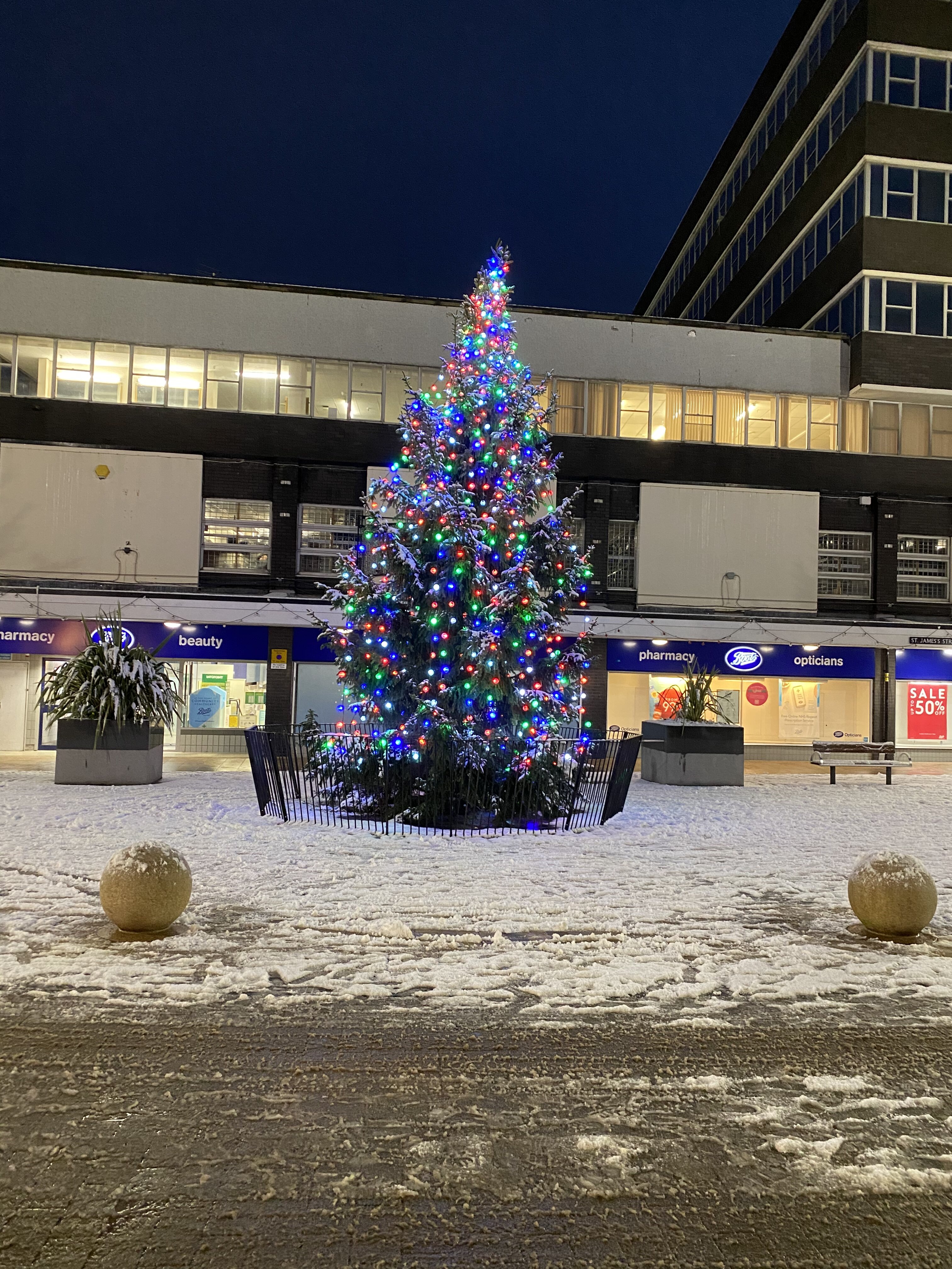 Christmas Tree, St James's Street, Burnley